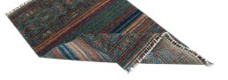 Central medallion detail of New Samarkand rug from Pakistan