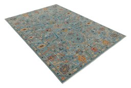 Corner detail of New Farahan rug showing border pattern and Wool pile