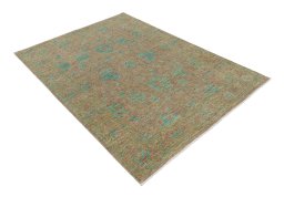 Corner detail of New Farahan rug showing border pattern and Wool pile