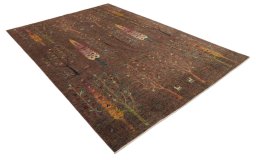 Corner detail of New Farahan rug showing border pattern and Wool pile