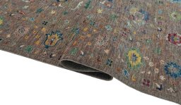 Close-up detail of New Farahan rug from Pakistan showing Wool weave