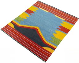 Corner detail of New Kilim Sofre rug showing border pattern and Wool pile