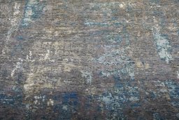 Backside of handmade New Mahli rug showing knot structure and weave density