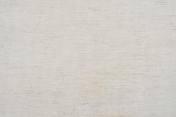 Full view of New Mahli rug from Pakistan, 429 × 305 cm in Beige tones