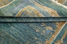 Close-up detail of New Mahli rug from Pakistan showing Wool weave