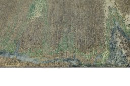 Full view of New Mahli rug from Pakistan, 239 × 169 cm in Gray tones