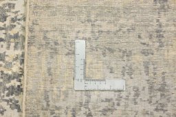 Close-up detail of New Mahli rug from Pakistan showing Wool weave