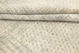 Corner detail of New Mahli rug showing border pattern and Wool pile