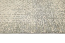 Close-up detail of New Mahli rug from Pakistan showing Wool weave