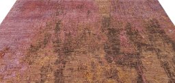 Backside of handmade New Mahli rug showing knot structure and weave density