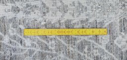 Corner detail of New Mahli rug showing border pattern and Wool pile