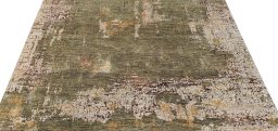 Backside of handmade New Mahli rug showing knot structure and weave density