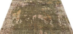 Central medallion detail of New Mahli rug from Pakistan