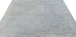 Backside of handmade New Mahli rug showing knot structure and weave density