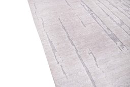 Backside of handmade New Mahli rug showing knot structure and weave density