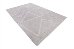 Corner detail of New Mahli rug showing border pattern and Wool pile