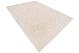 Corner detail of New Mahli rug showing border pattern and Wool pile