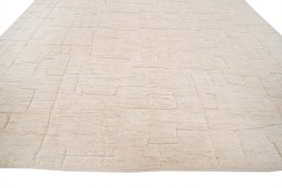 Close-up detail of New Mahli rug from Pakistan showing Wool weave