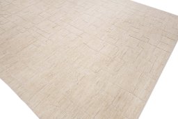 Full view of New Mahli rug from Pakistan, 314 × 245 cm in Beige tones