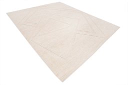 Corner detail of New Mahli rug showing border pattern and Wool pile