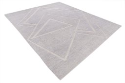 Corner detail of New Mahli rug showing border pattern and Wool pile