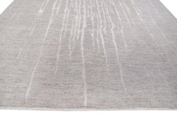 Close-up detail of New Mahli rug from Pakistan showing Wool weave