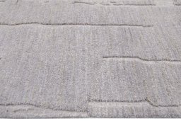 Corner detail of New Mahli rug showing border pattern and Wool pile