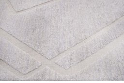 Corner detail of New Mahli rug showing border pattern and Wool pile