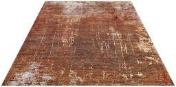 Corner detail of New Mahli rug showing border pattern and Wool pile