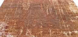 Surface texture of New Mahli rug with natural Wool and intricate pattern