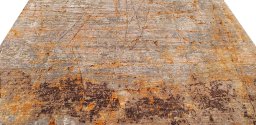 Surface texture of New Mahli rug with natural Wool and intricate pattern