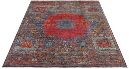 Corner detail of New Mahli rug showing border pattern and Wool pile