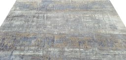 Backside of handmade New Mahli rug showing knot structure and weave density