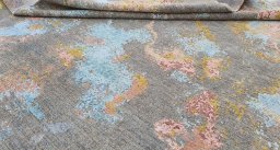 Close-up detail of New Mahli rug from Pakistan showing Wool weave