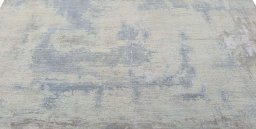 Surface texture of New Mahli rug with natural Wool and intricate pattern