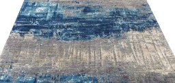 Surface texture of New Mahli rug with natural Wool and intricate pattern
