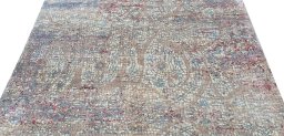Backside of handmade New Mahli rug showing knot structure and weave density