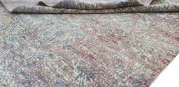 Close-up detail of New Mahli rug from Pakistan showing Wool weave