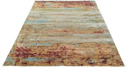 Corner detail of New Mahli rug showing border pattern and Wool pile
