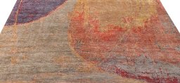 Surface texture of New Mahli rug with natural Wool and intricate pattern
