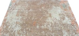 Backside of handmade New Mahli rug showing knot structure and weave density
