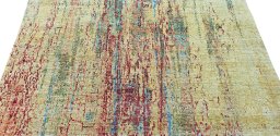Backside of handmade New Mahli rug showing knot structure and weave density