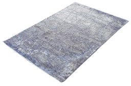 Close-up detail of New Mahli rug from Pakistan showing Wool weave