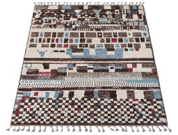 Corner detail of New Morocco rug showing border pattern and Wool pile