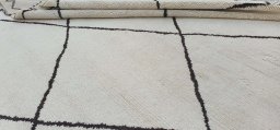 Close-up detail of New Morocco rug from Pakistan showing Wool weave