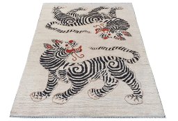 Corner detail of New Morocco rug showing border pattern and Wool pile