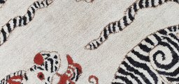 Central medallion detail of New Morocco rug from Pakistan