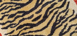 Central medallion detail of New Morocco rug from Pakistan
