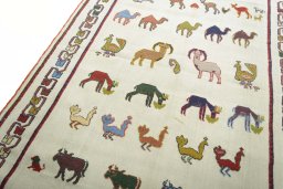 Surface texture of New Kilim Dastan rug with natural Wool and intricate pattern