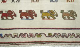 Central medallion detail of New Kilim Dastan rug from Iran / Persia